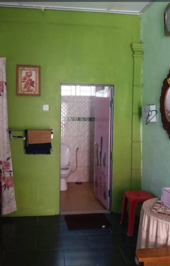 Dhia Irdina Homestay Paya Rewak Quarto foto